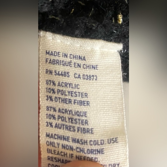 Women’s American Eagle Vintage Boyfriend Sweater Black w/Gold Flecks Size Small - Picture 4 of 6